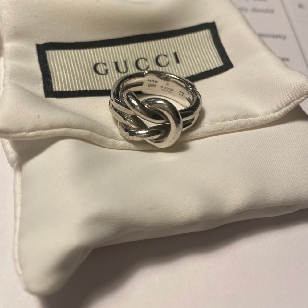 Gucci knot ring
